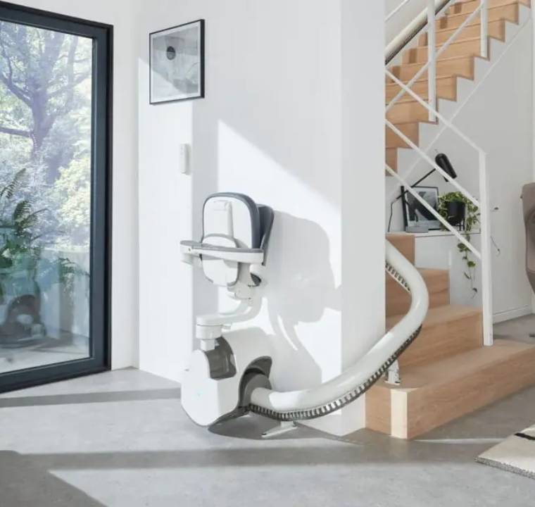 E50-stairlift E50 - Stairlifts